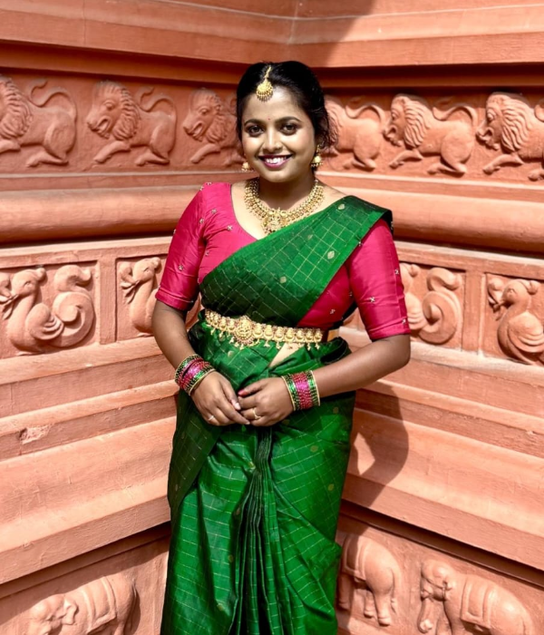 https://vokkaligamatrimony.co.in/v-uploads/v-profiles/female.png
