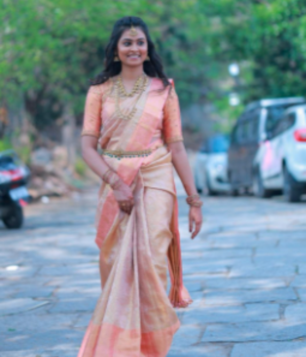 https://vokkaligamatrimony.co.in/v-uploads/v-profiles/female.png