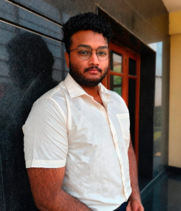 https://vokkaligamatrimony.co.in/v-uploads/v-profiles/female.png