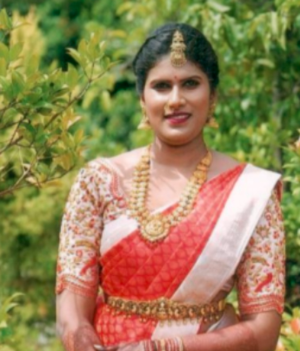 https://vokkaligamatrimony.co.in/v-uploads/v-profiles/female.png