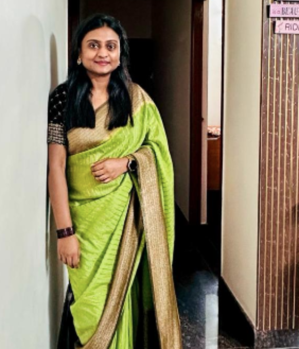 https://vokkaligamatrimony.co.in/v-uploads/v-profiles/female.png