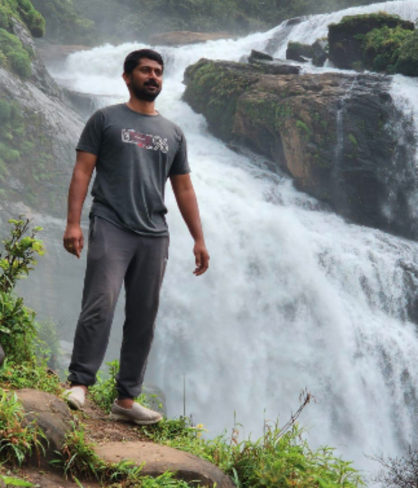 https://vokkaligamatrimony.co.in/v-uploads/v-profiles/female.png