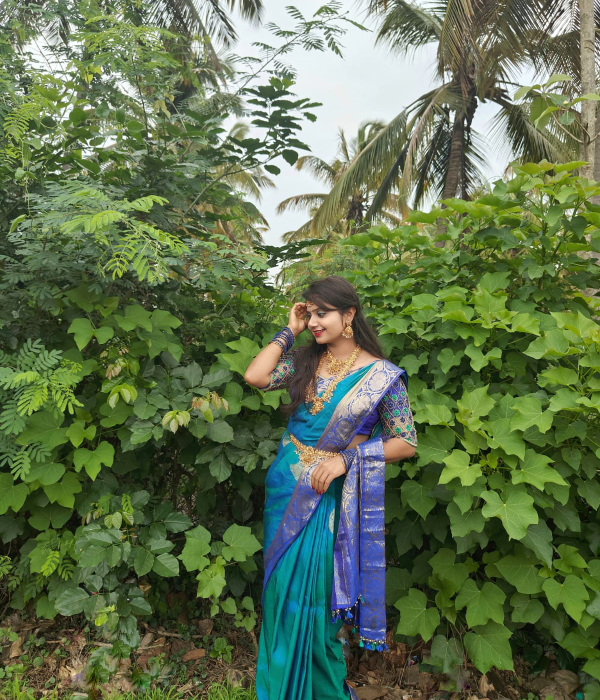 https://vokkaligamatrimony.co.in/v-uploads/v-profiles/female.png