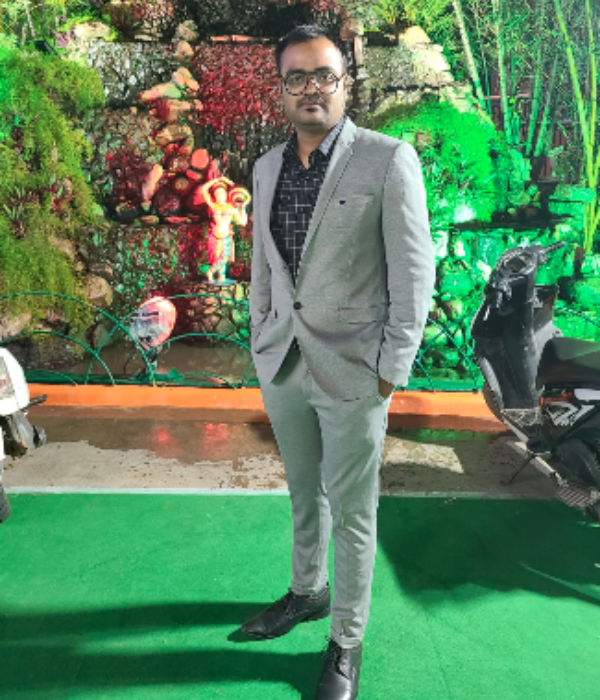 https://vokkaligamatrimony.co.in/v-uploads/v-profiles/female.png