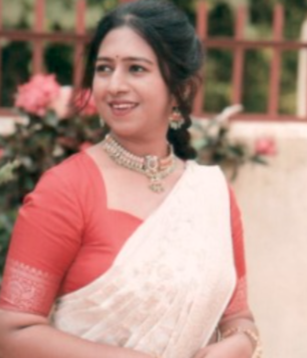 https://vokkaligamatrimony.co.in/v-uploads/v-profiles/female.png