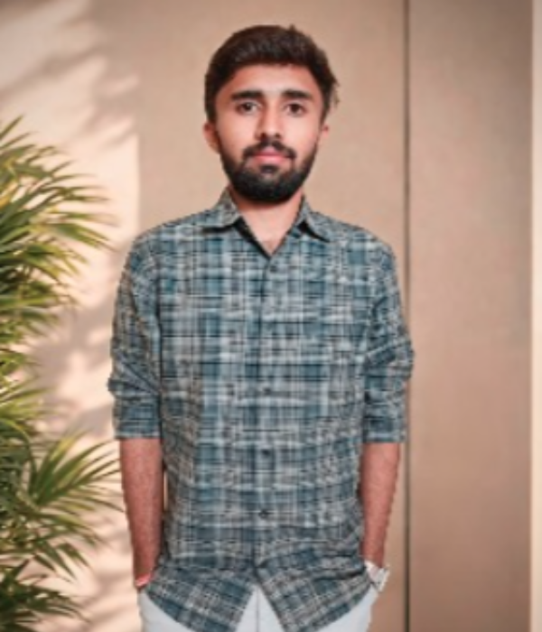 https://vokkaligamatrimony.co.in/v-uploads/v-profiles/female.png