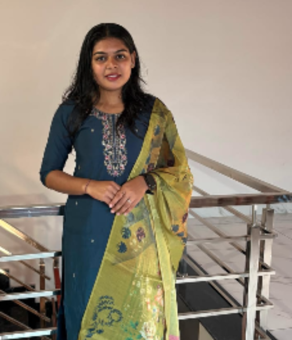 https://vokkaligamatrimony.co.in/v-uploads/v-profiles/female.png