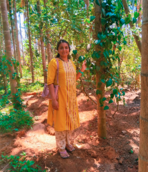 https://vokkaligamatrimony.co.in/v-uploads/v-profiles/female.png
