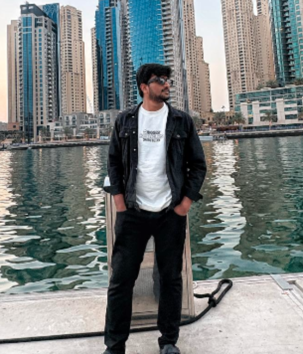 https://vokkaligamatrimony.co.in/v-uploads/v-profiles/female.png