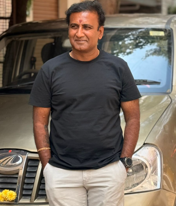 https://vokkaligamatrimony.co.in/v-uploads/v-profiles/female.png