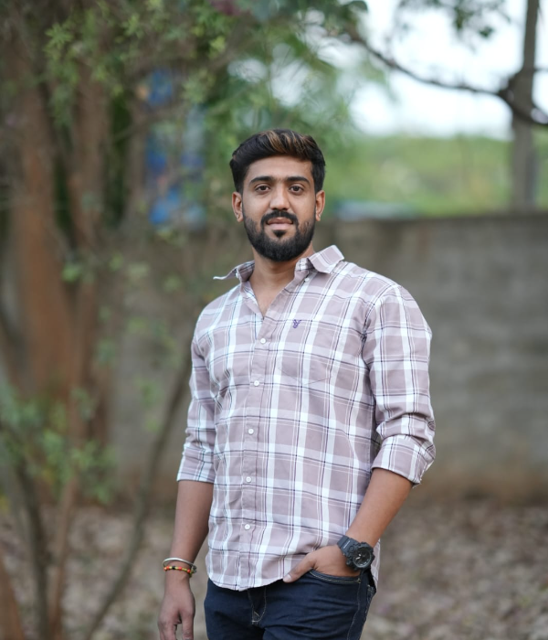https://vokkaligamatrimony.co.in/v-uploads/v-profiles/female.png